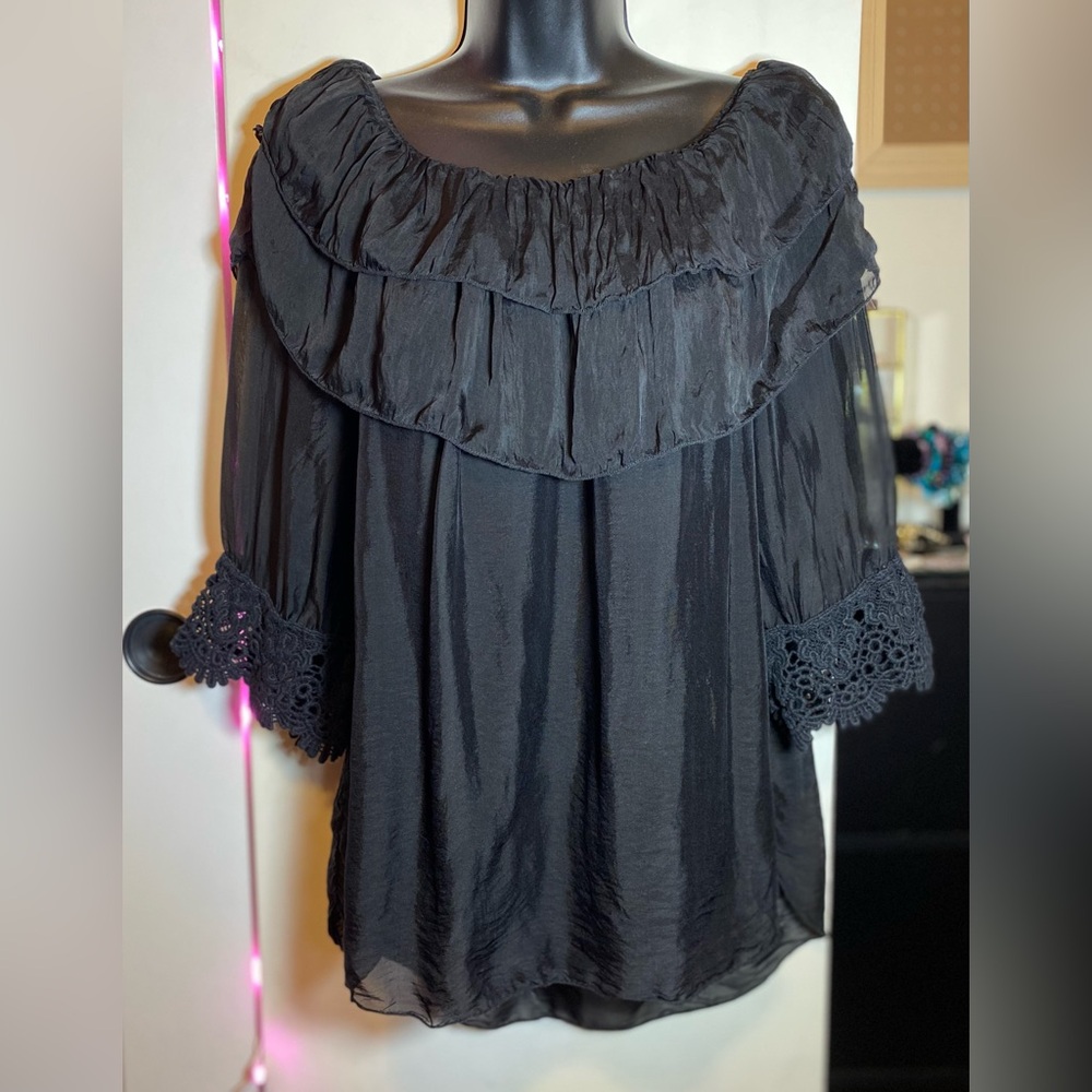 Le Marais Black Silk Ruffle Off-Shoulder Top Small EUC